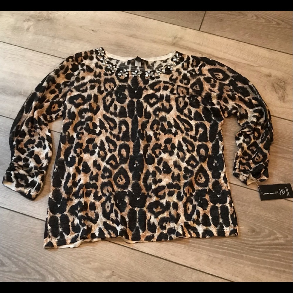 INC ANIMAL PRINT TOP - SIZE LP 💥